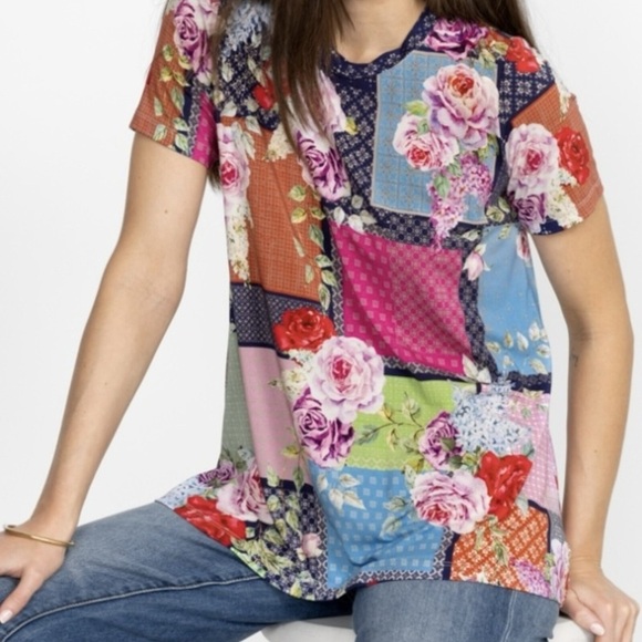 Johnny Was Rose Patch Favorites S/S Crew Neck Swing Tee XS NWT - Picture 1 of 3